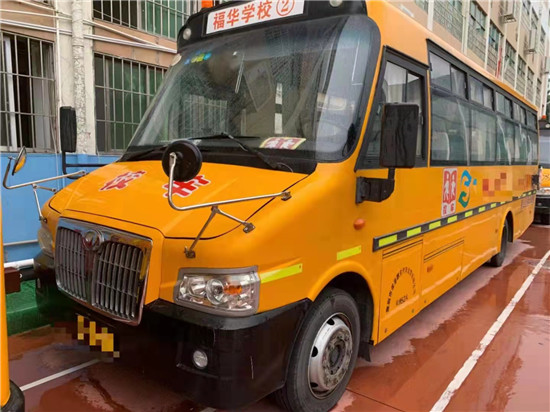 二手小學(xué)生校車(chē)